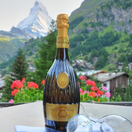 The Christiania Mountain & Spa Resort Zermatt Exterior photo
