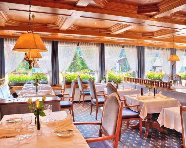 The Christiania Mountain & Spa Resort Zermatt Exterior photo